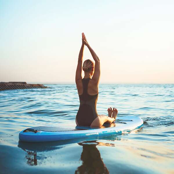 Trip Adults only - FitReisen - Im Aktiv- und Sporturlaub tanken Sie Energie & stellen sich neuen Herausforderungen, z.B. beim Yoga, Klettern oder Tennis